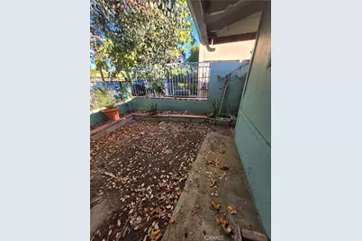 5925 Whitnall Highway, Los Angeles, CA 91601 - Photo 4