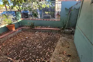 5925 Whitnall Hwy, Los Angeles, CA 91601 - Photo 4