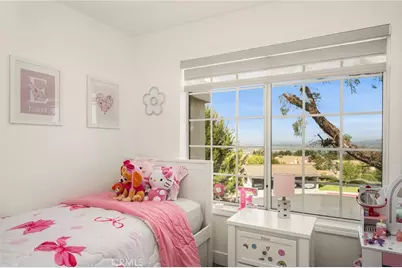 1045 S Daybreak Court, Anaheim, CA 92808 - Photo 34