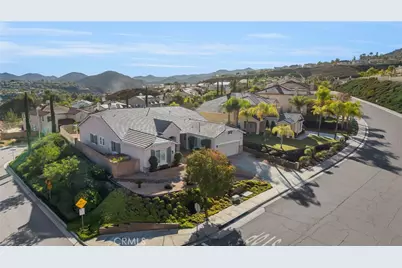 23 Volta Del Tintori, Lake Elsinore, CA 92532 - Photo 2