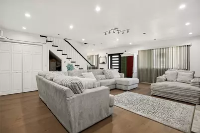 5244 Via Corona Street, Los Angeles, CA 90022 - Photo 6