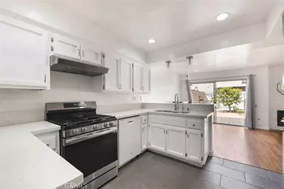 8515 Burnet #B Avenue ##B, North Hills, CA 91343 - Photo 12