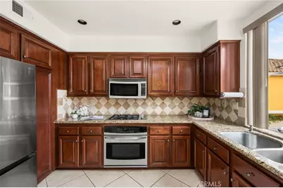 1506 Reggio Aisle, Irvine, CA 92606 - Photo 18