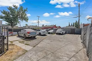 1302 E 48th, Los Angeles, CA 90011 - Photo 10