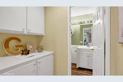 933 Somerville, Irvine, CA 92620 - Photo 26