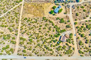 2142 Cbs (Trinity) Ln, Pinon Hills, CA 92372 - Photo 38