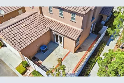 2052 Hessen, Fullerton, CA 92833 - Photo 40