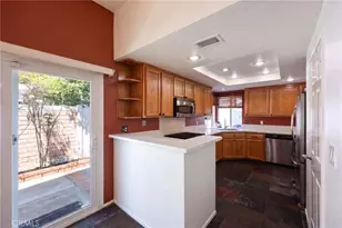2210 Pacific Ave, Costa Mesa, CA 92627 - Photo 4