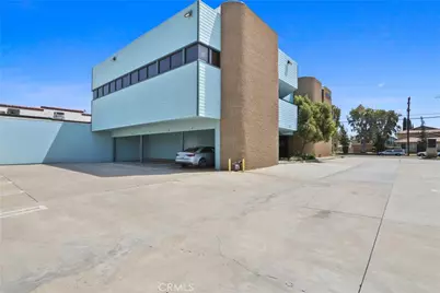 6081 Orange Avenue, Cypress, CA 90630 - Photo 8