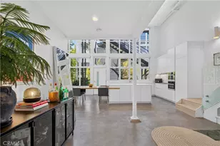 1037 N Laurel Ave, West Hollywood, CA 90046 - Photo 14