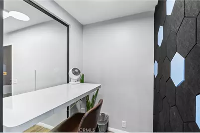 2734 E Broadway #8, Long Beach, CA 90803 - Photo 8