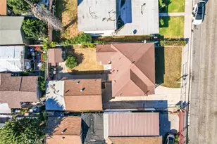 814 W Maple St, Compton, CA 90220 - Photo 2