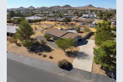 16248 Saint Timothy, Apple Valley, CA 92307 - Photo 2