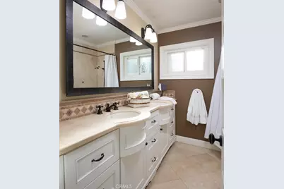 14272 Livingston, Tustin, CA 92780 - Photo 32