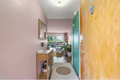 528 Cedar #3A, Long Beach, CA 90802 - Photo 2