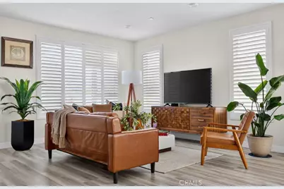 10670 Paramount Boulevard, Downey, CA 90241 - Photo 2