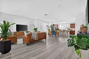 10670 Paramount Blvd, Downey, CA 90241 - Photo 14