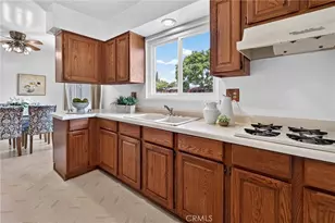 413 S Falcon St, Anaheim, CA 92804 - Photo 10