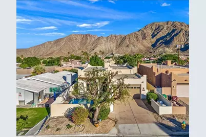 54450 Avenida Alvarado, La Quinta, CA 92253 - Photo 2