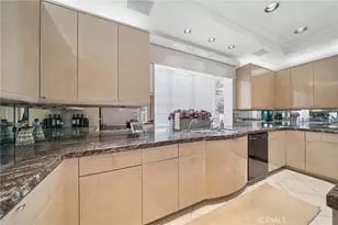 8031 Calle De La Plata, La Jolla, CA 92037 - Photo 22