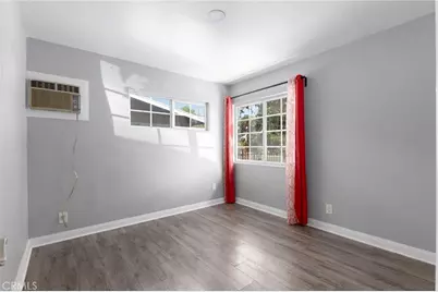 922 Toddy Street, Santa Ana, CA 92703 - Photo 4