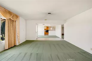 2070 S Eileen Dr, Anaheim, CA 92802 - Photo 4