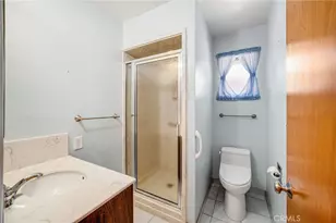 2070 S Eileen Dr, Anaheim, CA 92802 - Photo 26