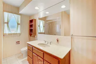 2070 S Eileen Dr, Anaheim, CA 92802 - Photo 18
