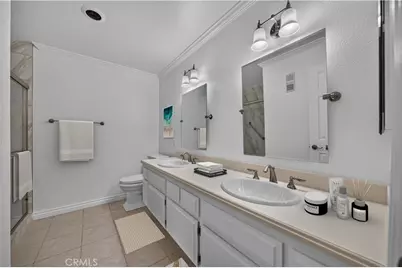 275 Esperanza #303, Long Beach, CA 90802 - Photo 20