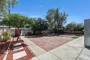 11822 Rialto, Los Angeles, CA 91352 - Photo 22