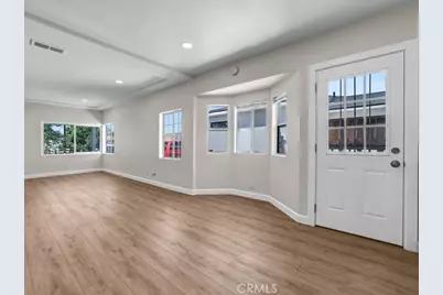 11822 Rialto, Los Angeles, CA 91352 - Photo 6