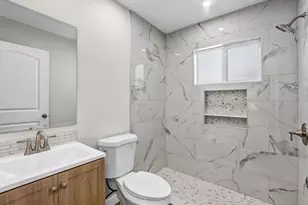 11822 Rialto, Los Angeles, CA 91352 - Photo 8