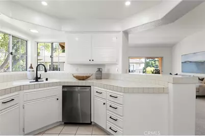 8033 E Snapdragon, Anaheim Hills, CA 92808 - Photo 6