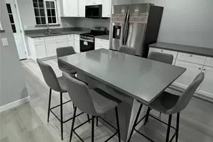 1748 S Norfolk Ln, Anaheim, CA 92802 - Photo 4