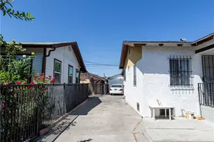 139 W 88th Pl, Los Angeles, CA 90003 - Photo 6