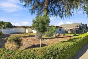 2065 W Orange Grove, Pomona, CA 91768 - Photo 34