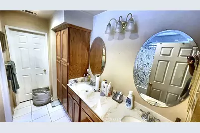 2453 Easy, Long Beach, CA 90810 - Photo 6