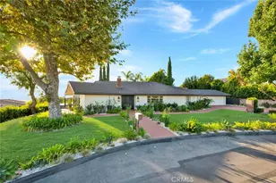 19422 Holiday Ln, North Tustin, CA 92705 - Photo 4