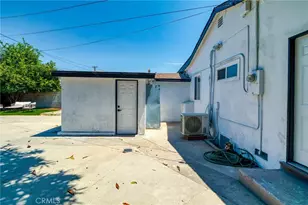 311 E Cummings Ln, Long Beach, CA 90805 - Photo 44