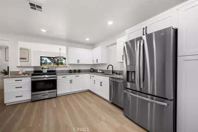6013 Loynes, Long Beach, CA 90803 - Photo 14