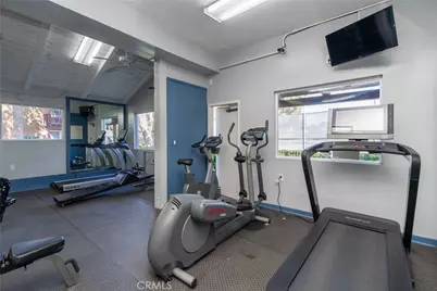 1040 W Macarthur Boulevard #21, Santa Ana, CA 92707 - Photo 8