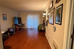 1040 W MacArthur Blvd, Santa Ana, CA 92707 - Photo 4