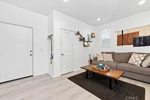 1866 Orizaba, Signal Hill, CA 90755 - Photo 8