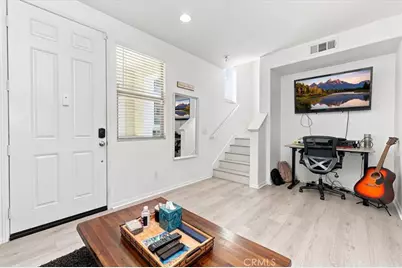 1866 Orizaba, Signal Hill, CA 90755 - Photo 10