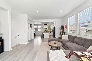 1866 Orizaba, Signal Hill, CA 90755 - Photo 16