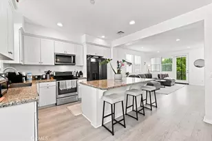 1866 Orizaba, Signal Hill, CA 90755 - Photo 20
