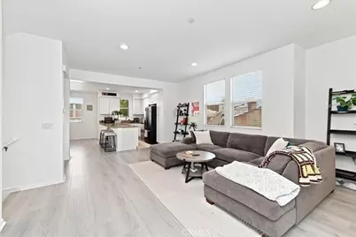 1866 Orizaba, Signal Hill, CA 90755 - Photo 14