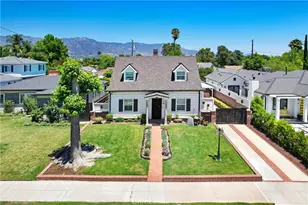 124 S Beachwood, Burbank, CA 91506 - Photo 2