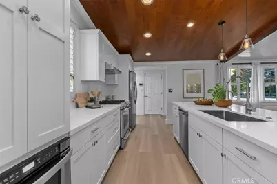 300 Esther, Costa Mesa, CA 92627 - Photo 14