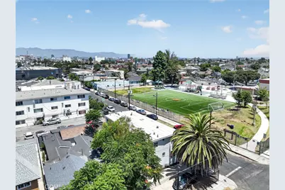 427 E 25th Street, Los Angeles, CA 90011 - Photo 14